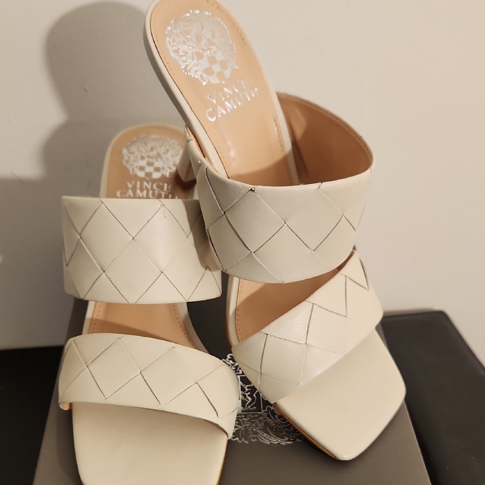 Vince Camuto Women's Cream Leather Mules